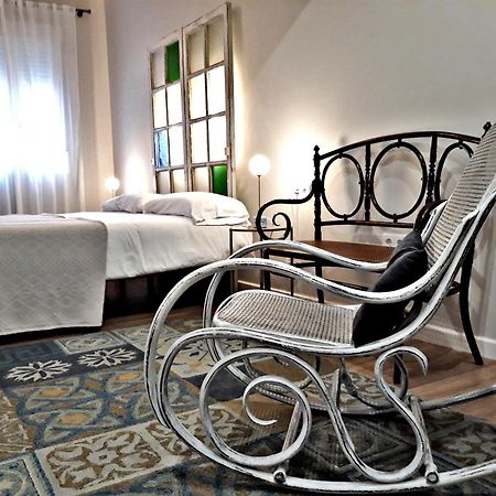 Urban Suites El Postigo Kordoba Bagian luar foto