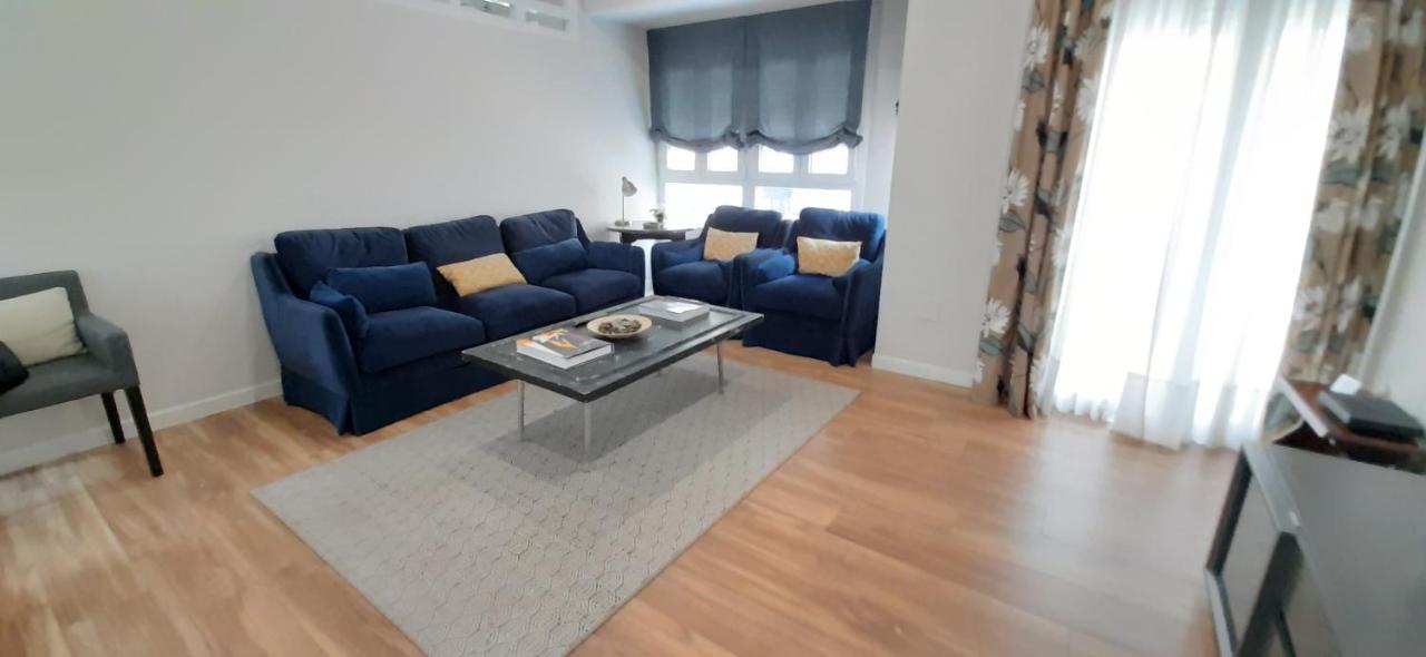 Urban Suites El Postigo Kordoba Bagian luar foto