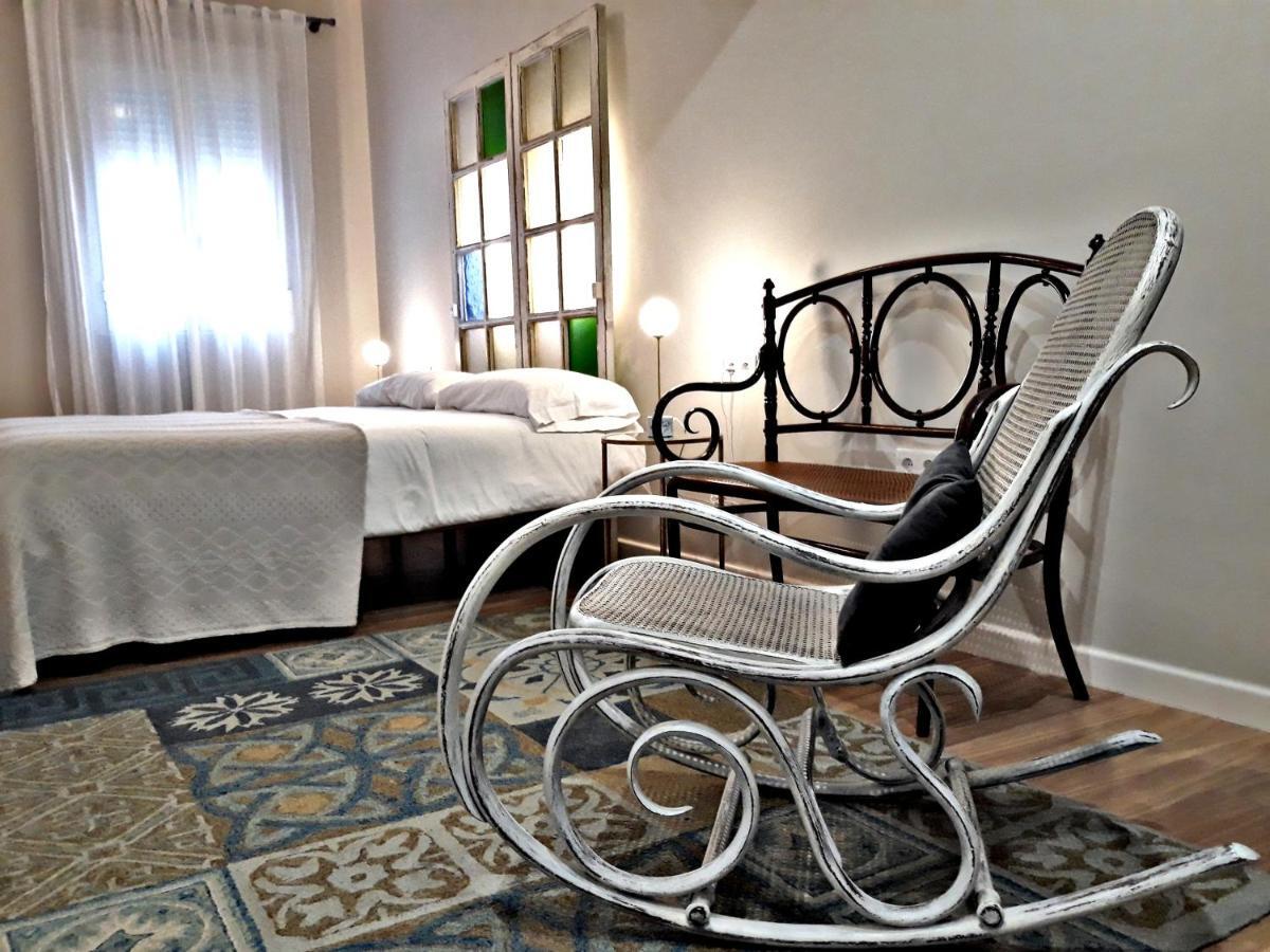 Urban Suites El Postigo Kordoba Bagian luar foto